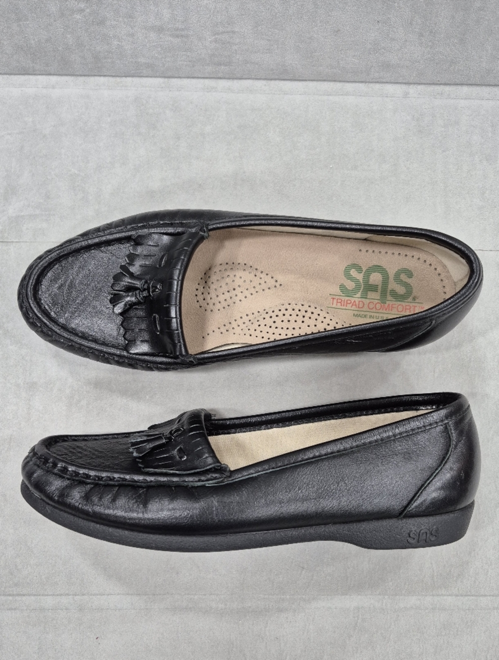 SAS Tripad Comfort loafers women's 6.5 Wide black leather kiltie and tassels